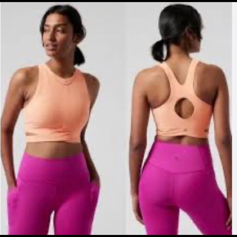 New with tag - Athleta Conscious cut out crop D-DD